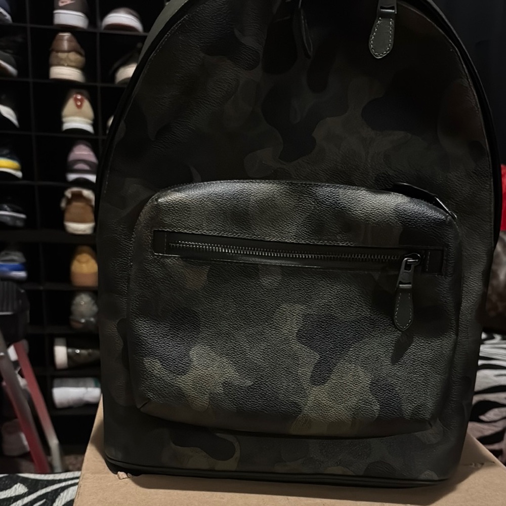 Coach Green and Black Backpack Sleek Design